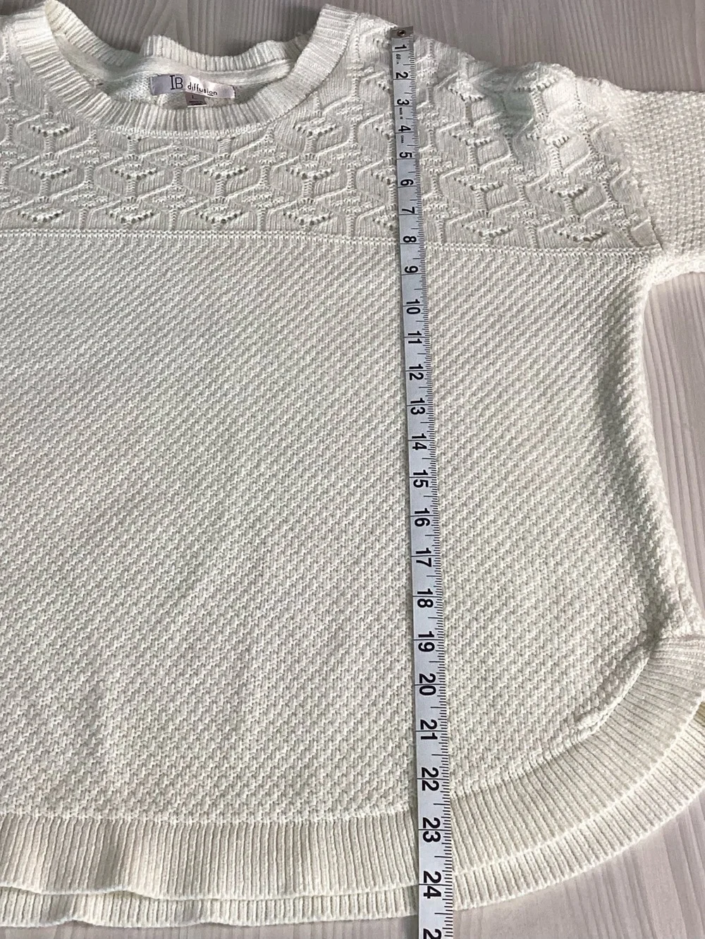 I. B. Diffusion Pullover Sweater Ivory Honeycomb Crochet & Scallop Hem Size L - Picture 6 of 12